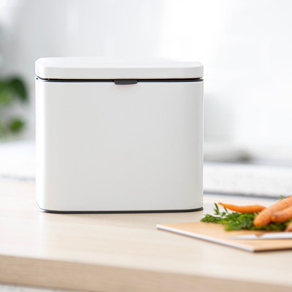 Bílá nádoba na kompostovatelný odpad 4 l Essentials – Ladelle-image-3