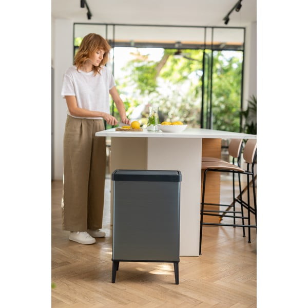 Šedý dotykový odpadkový koš z recyklovaného plastu 54 l Verto High – Curver-image-3