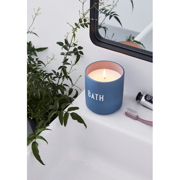 Vonná svíčka ze sojového vosku Design Letters Bath-image-1