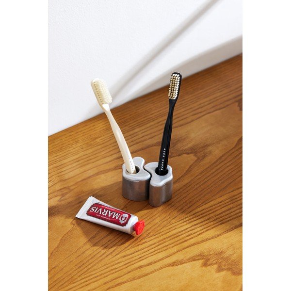 Kovový držák na zubní kartáčky ve stříbrné barvě Mis – noo.ma-image-4