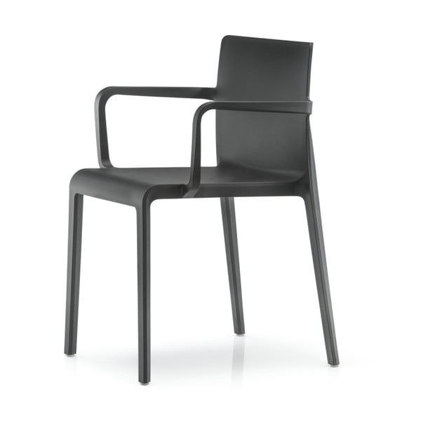Černá židle s područkou Pedrali Volt
