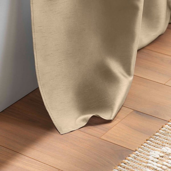 Béžový saténový závěs 140x240 cm Shana – douceur d'intérieur-image-4