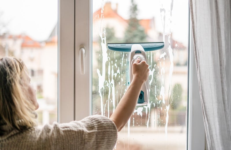 5 snadných kroků, jak umýt okna jako profesionál