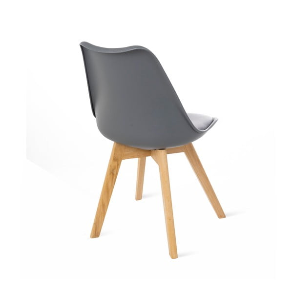 Šedá židle s bukovými nohami loomi.design Retro