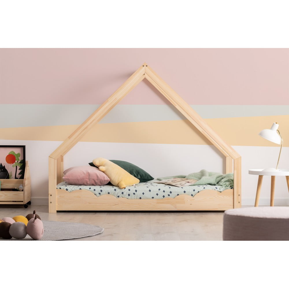 Domečková dětská postel z borovicového dřeva Adeko Loca Dork, 70 x 160 cm