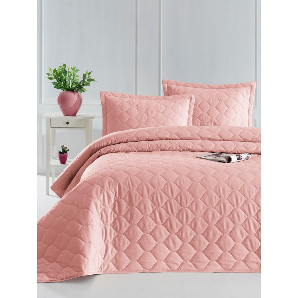 Růžový přehoz přes postel se 2 povlaky na polštář z ranforce bavlny EnLora Home Fresh, 225 x 240 cm