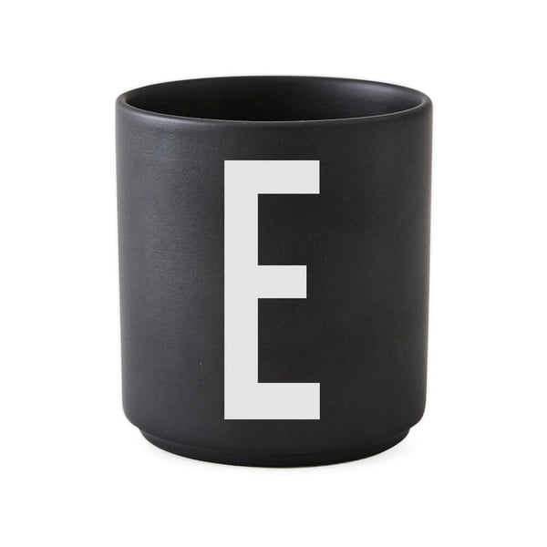 Černý porcelánový hrnek Design Letters Alphabet E, 250 ml