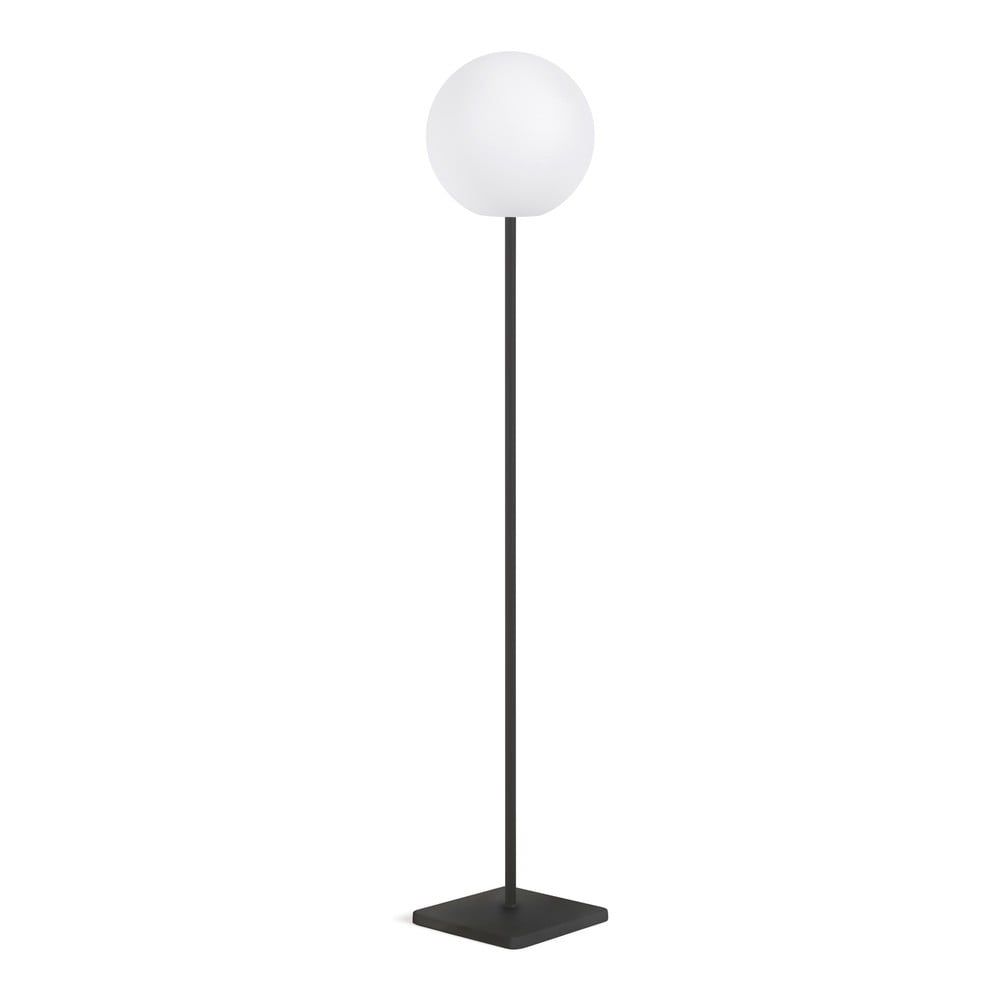 Bílo-černá LED stojací lampa na dálkové ovládání (výška 120 cm) Dinesh – Kave Home