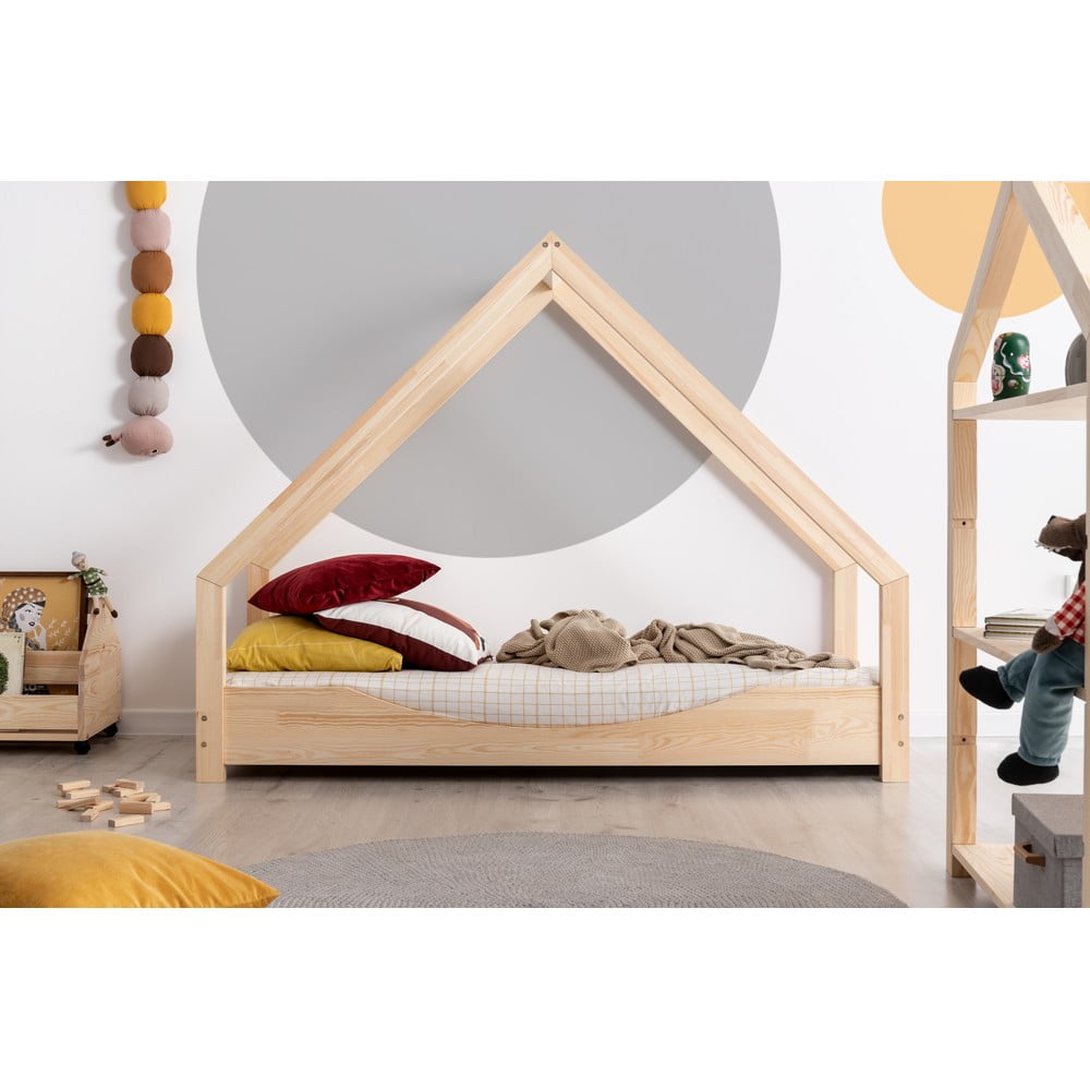 Domečková dětská postel z borovicového dřeva Adeko Loca Elin, 90 x 200 cm